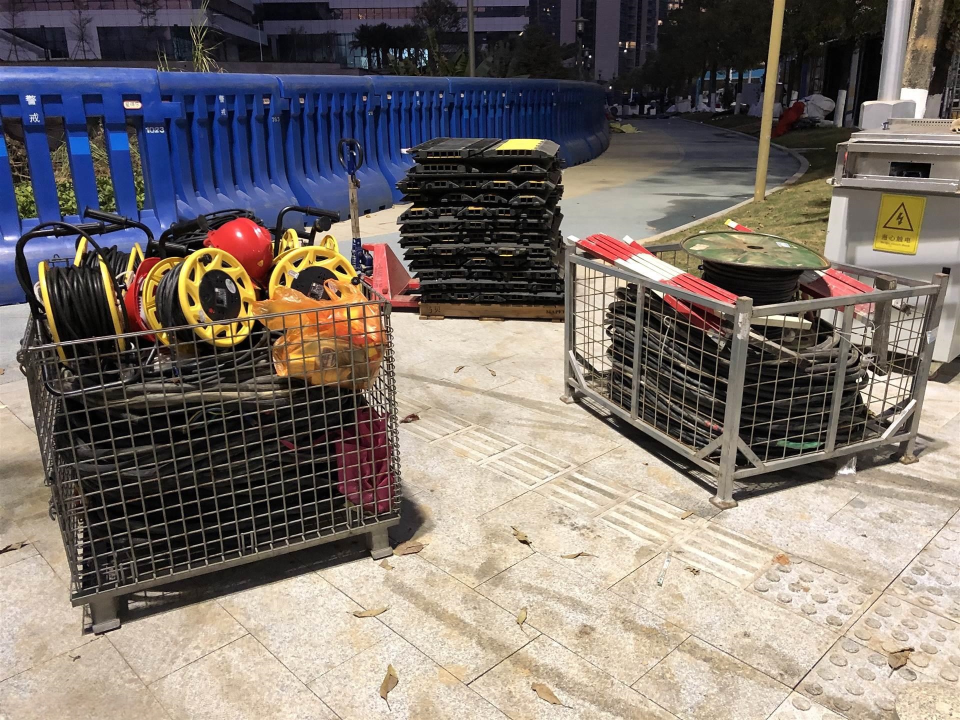 電力燈光展電纜線布置現(xiàn)場(chǎng)